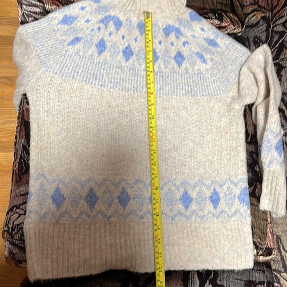 Nicole Miller fair isle turtleneck sweater blue tan - Picture 5 of 5